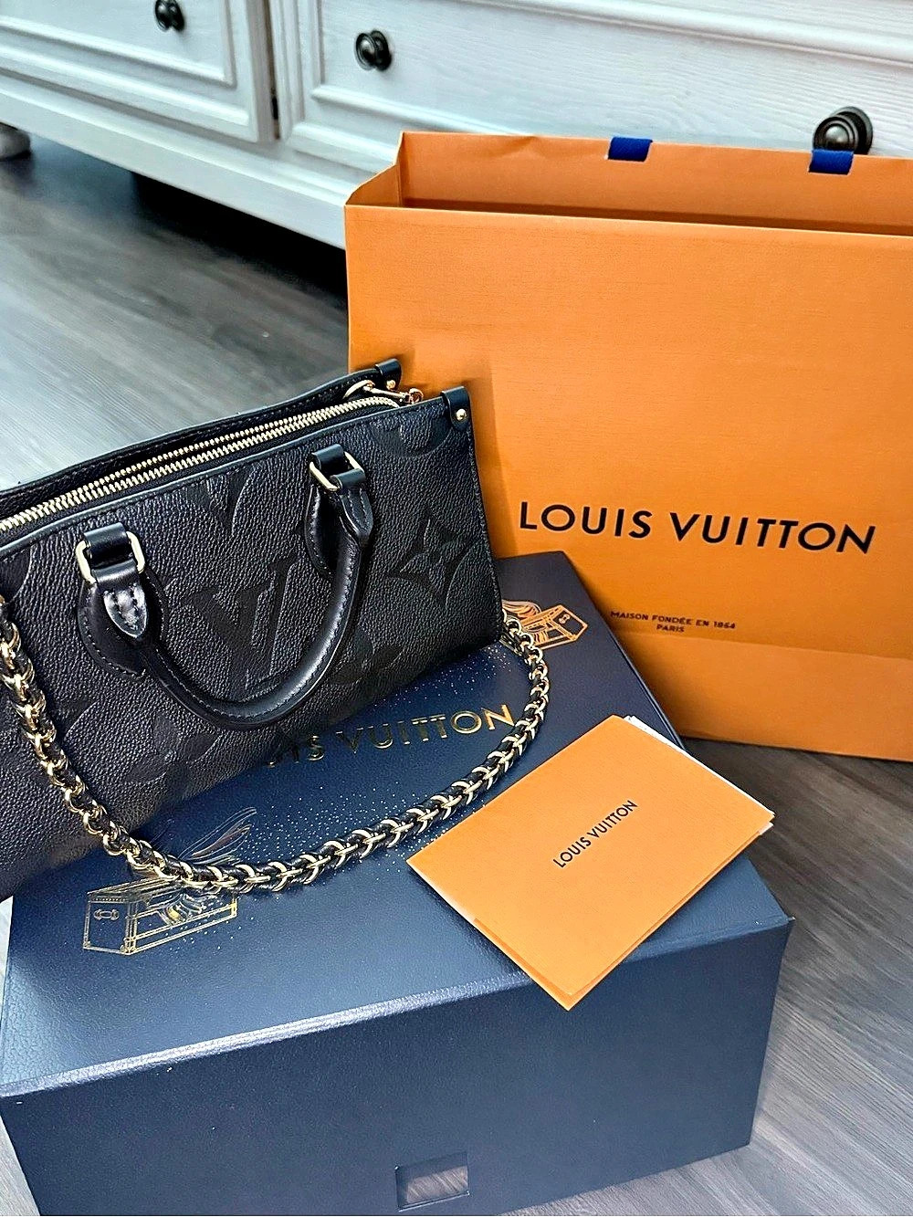 Louis Vuitton OnTheGo East West Monogram Empreinte Black Satchel